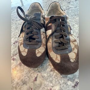 Coach tennis shoes size 9.5
